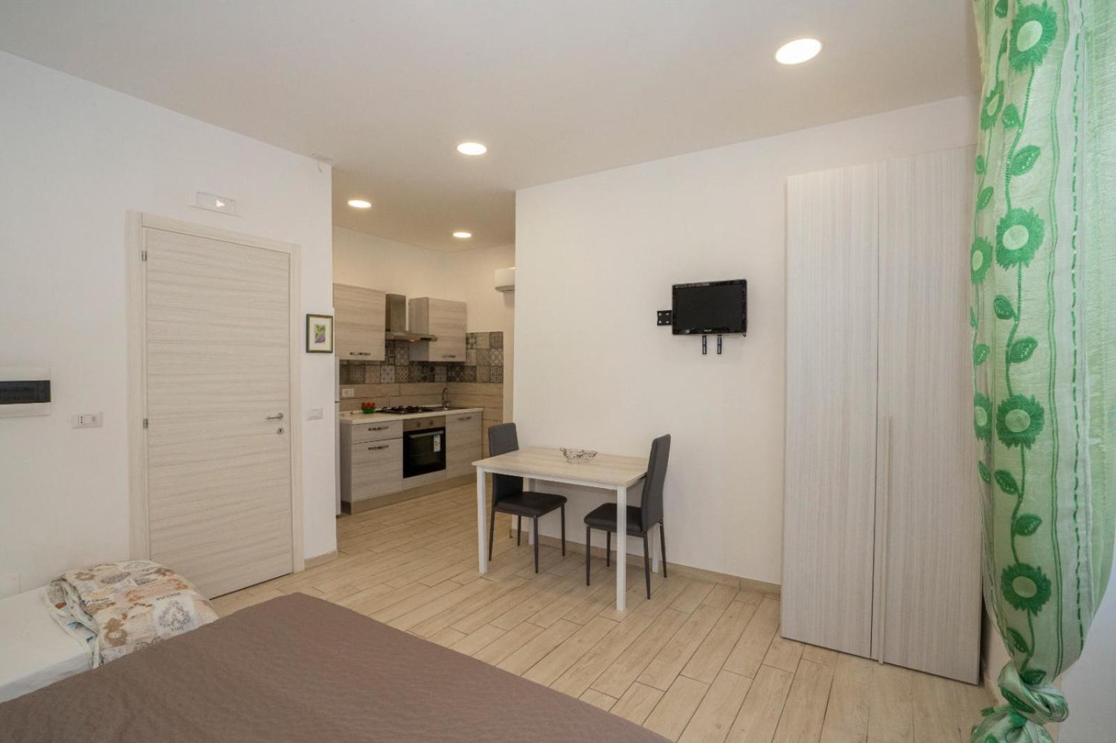 The Sea Beyond Apartment Castellammare di Stabia Exterior photo
